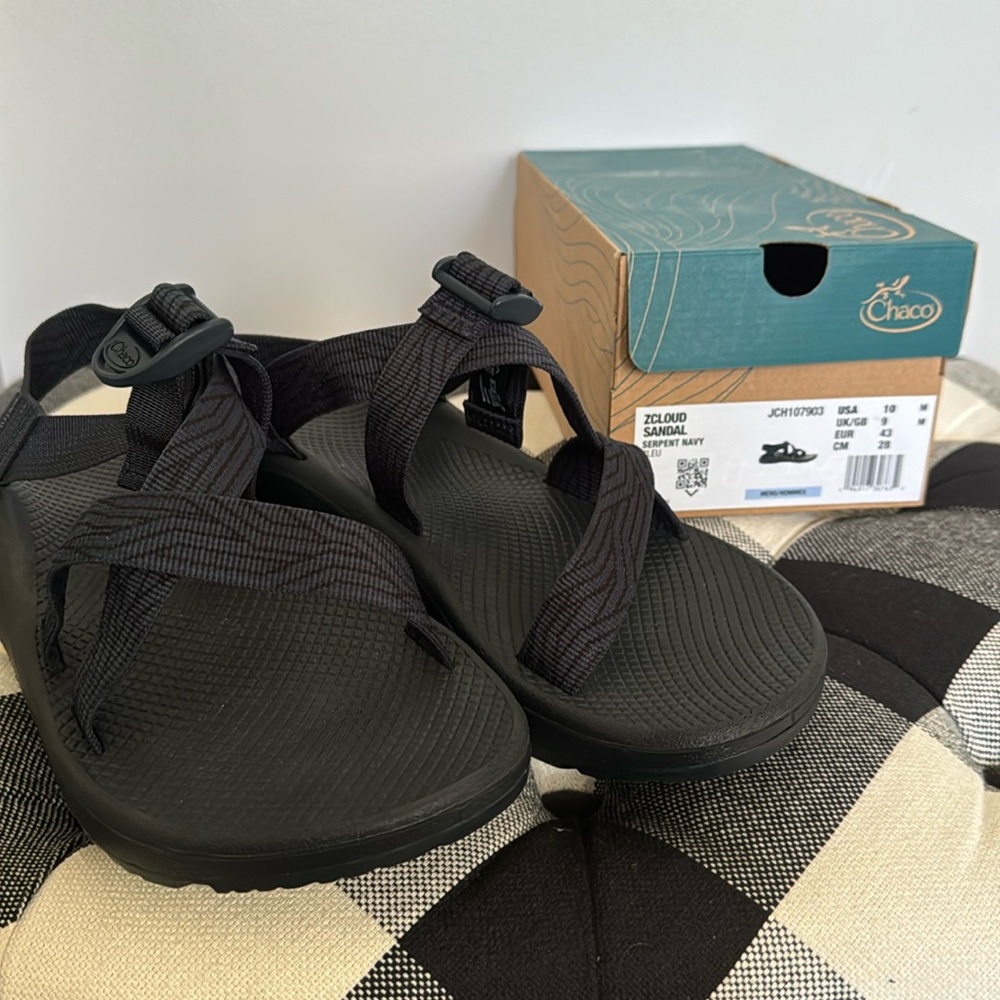 Chaco Men’s Sandals Size 10